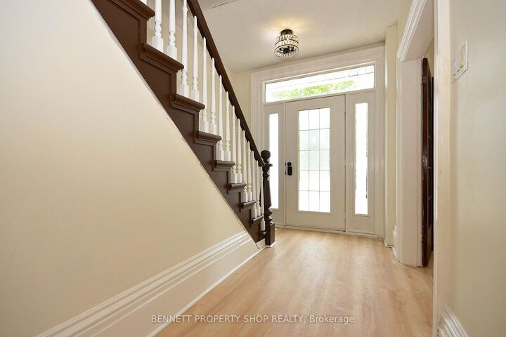 Property Photo:  15 Daniel Street N  ON K7S 2K4 