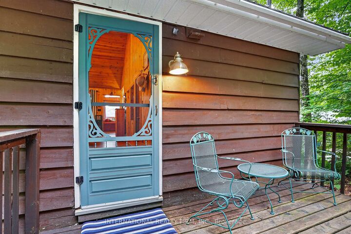 Property Photo:  1040 Larix Lane N  ON K0L 1M1 