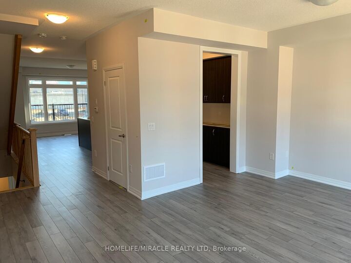 Property Photo: 585 Colborne Street E 109 ON N3S 0K4