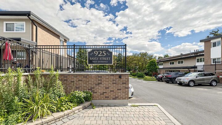 925 Bayly Street 16 — photo 1
