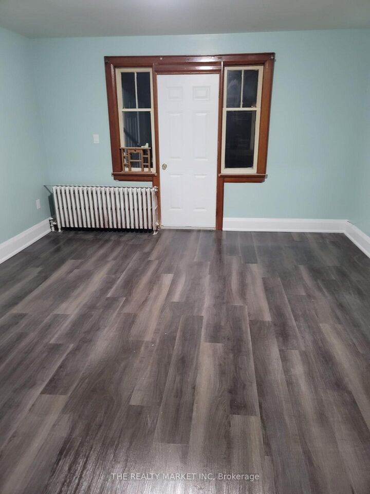 Property Photo: 287 Verdun Road ON L1H 5T1