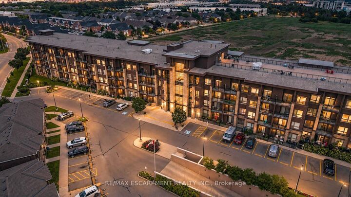 Property Photo:  5010 Corporate Drive 109  ON L7L 0H6 