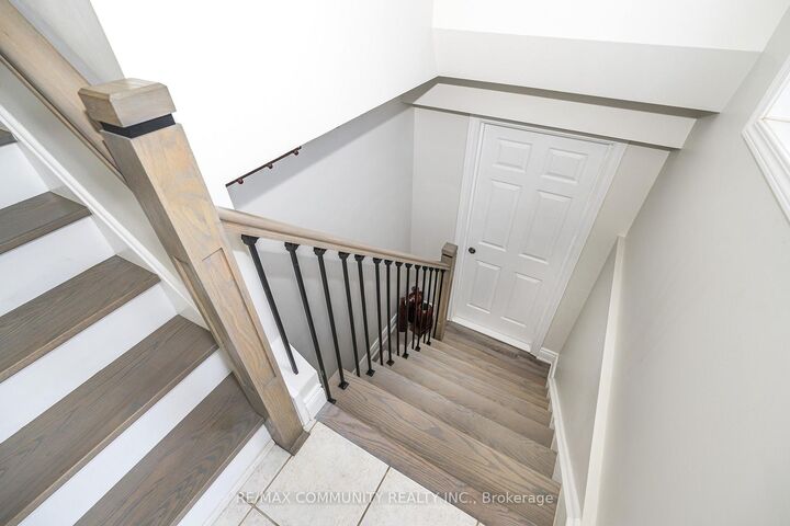 Property Photo: 1606 Whitestone Drive ON L1K 2R9