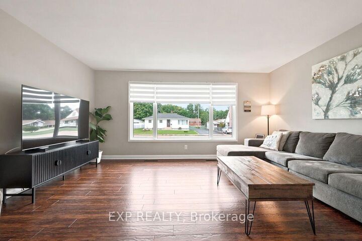 Property Photo: 101 Grant Boulevard ON K7V 2P3