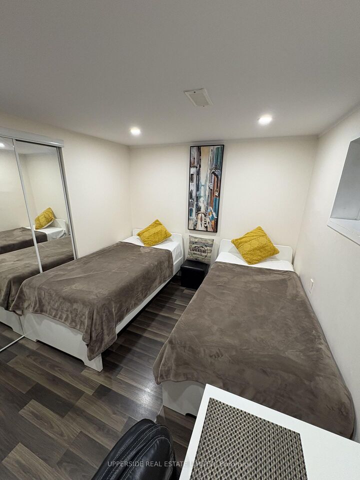Property Photo:  42 O'Shea Crescent  ON M2J 2N5 