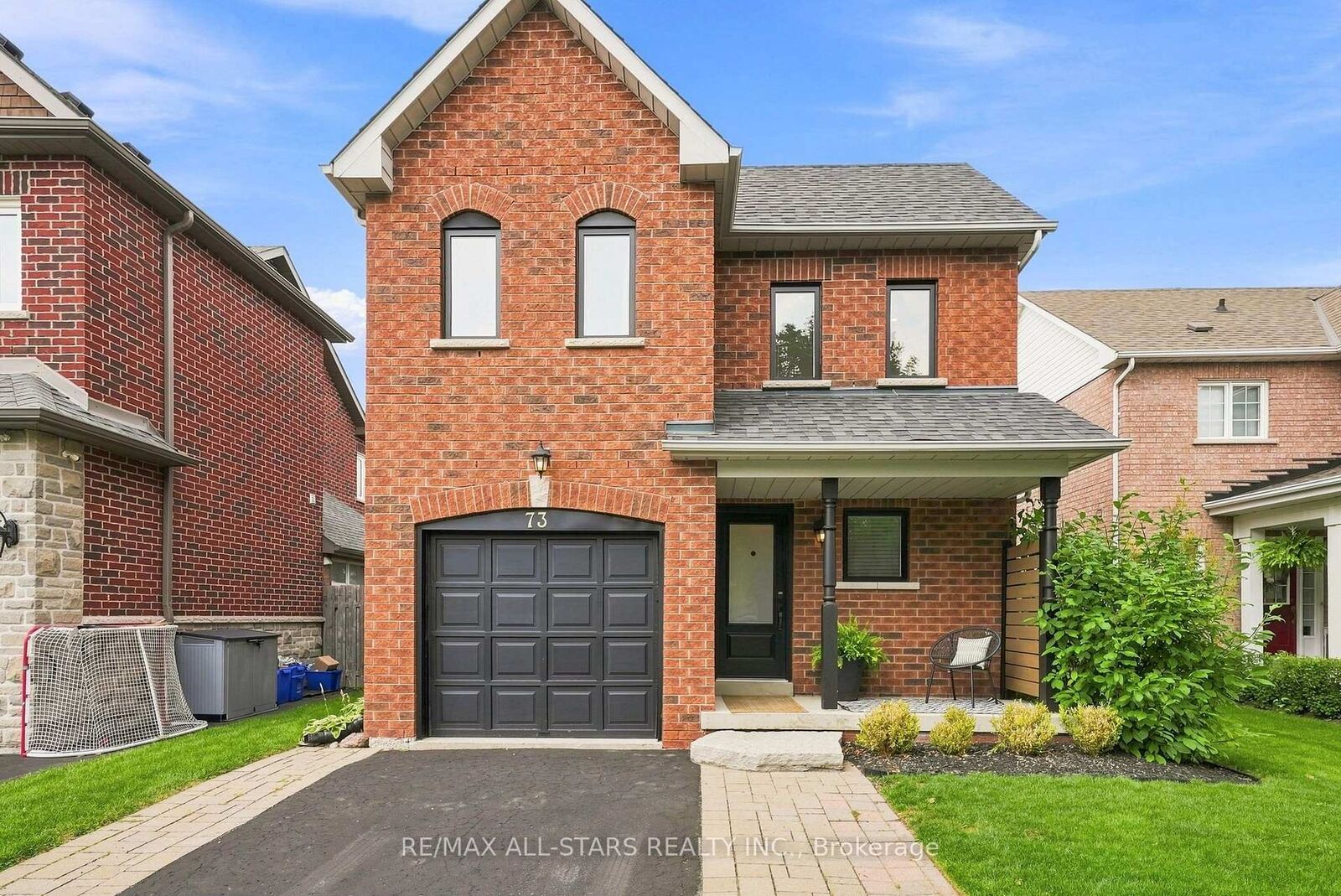 Property Photo:  73 Russell Barton Lane  ON L9P 1Z2 