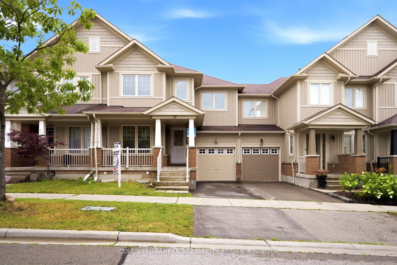 Property Photo:  37 Stoyell Drive  ON L4E 0M7 