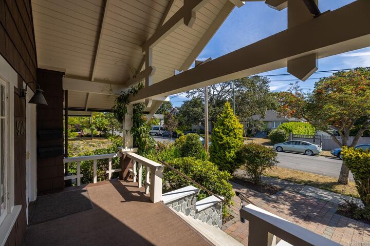 Property Photo:  908 Cowichan St  BC V8S 4E5 
