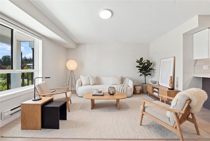 171 Jensen Ave W #308 — photo 1
