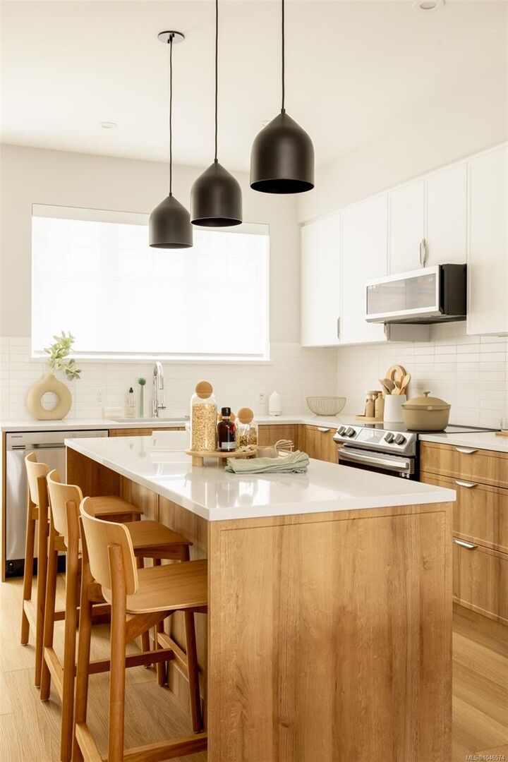 Property Photo:  3240 Glendale Pl #110  BC V9B 1Y2 