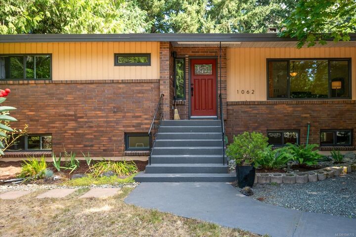 Property Photo: 1062 Sabine Rd BC V9P 1S9