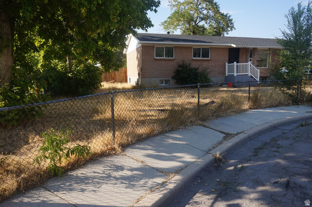 Property Photo:  560 Pezel Rd  UT 84074 