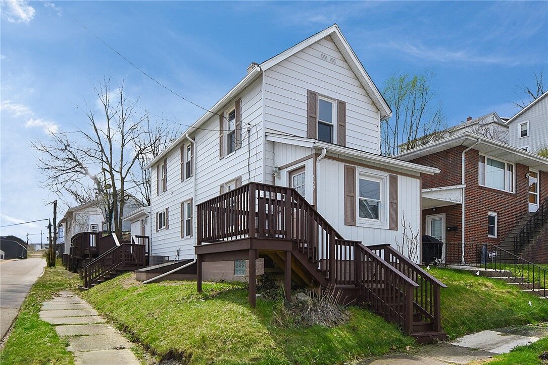 Property Photo: 509 Division Avenue PA 16117