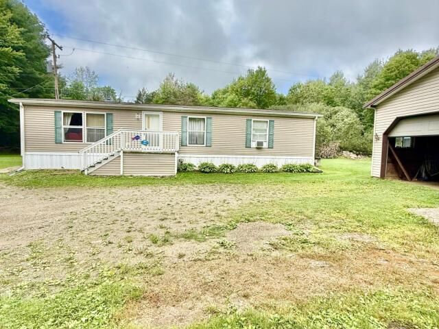 Property Photo: 661 Scranton Hollow Road PA 16365