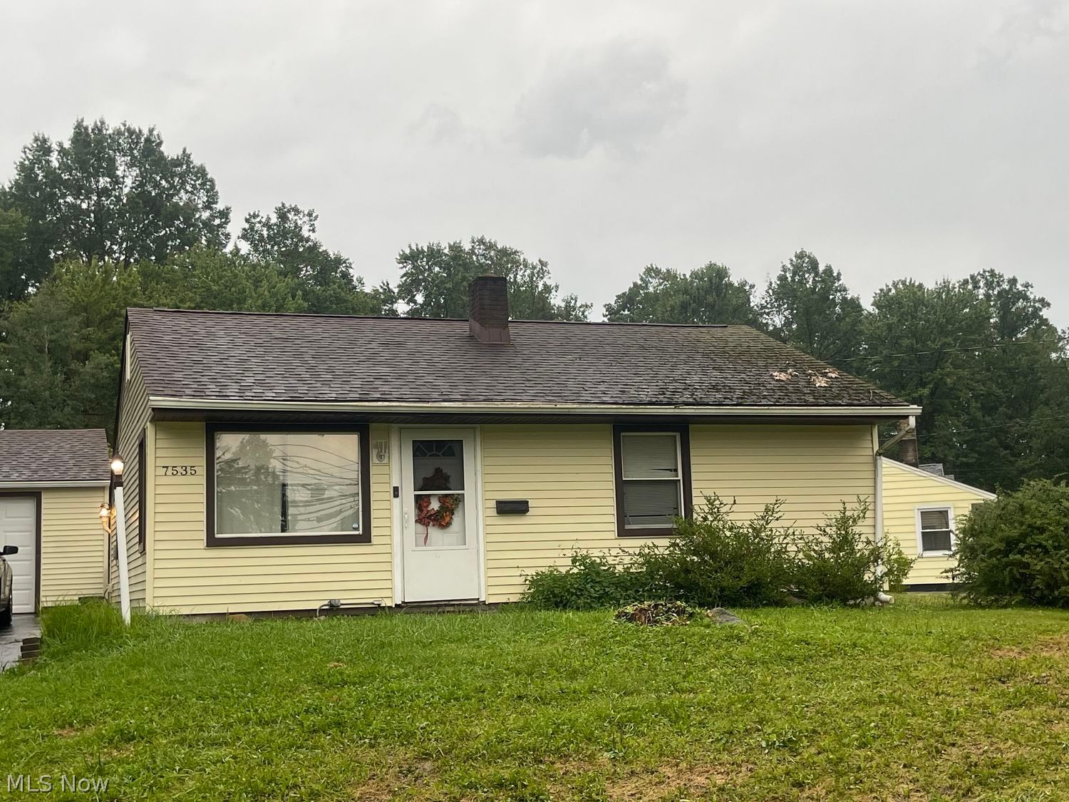 Property Photo:  7535 Glenwood Avenue  OH 44512 