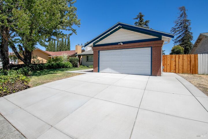 Property Photo: 519 Crested Drive CA 94585
