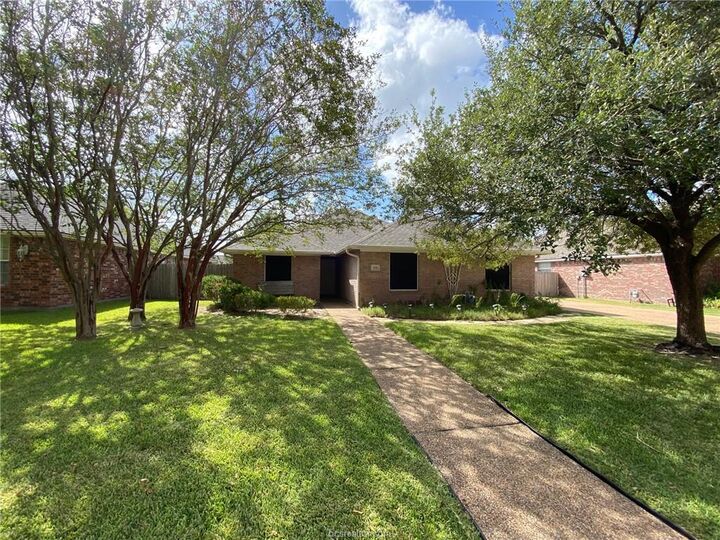 Property Photo: 306 Landsburg Lane TX 77845