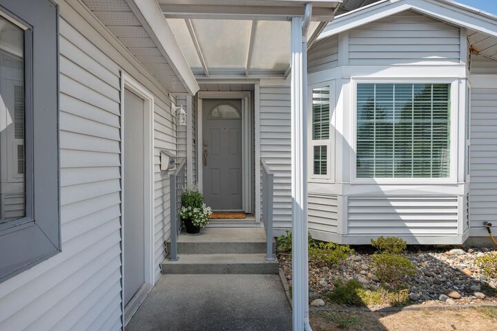 Property Photo: 5379 Regatta Way BC V4K 4R9