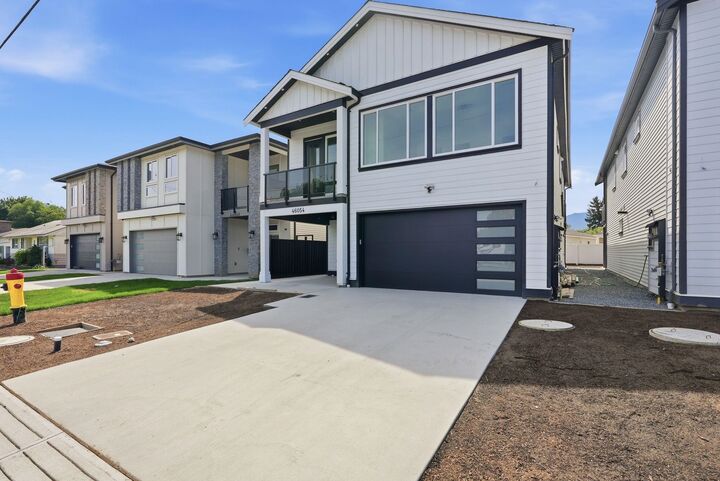 46054 Southlands Crescent — photo 1