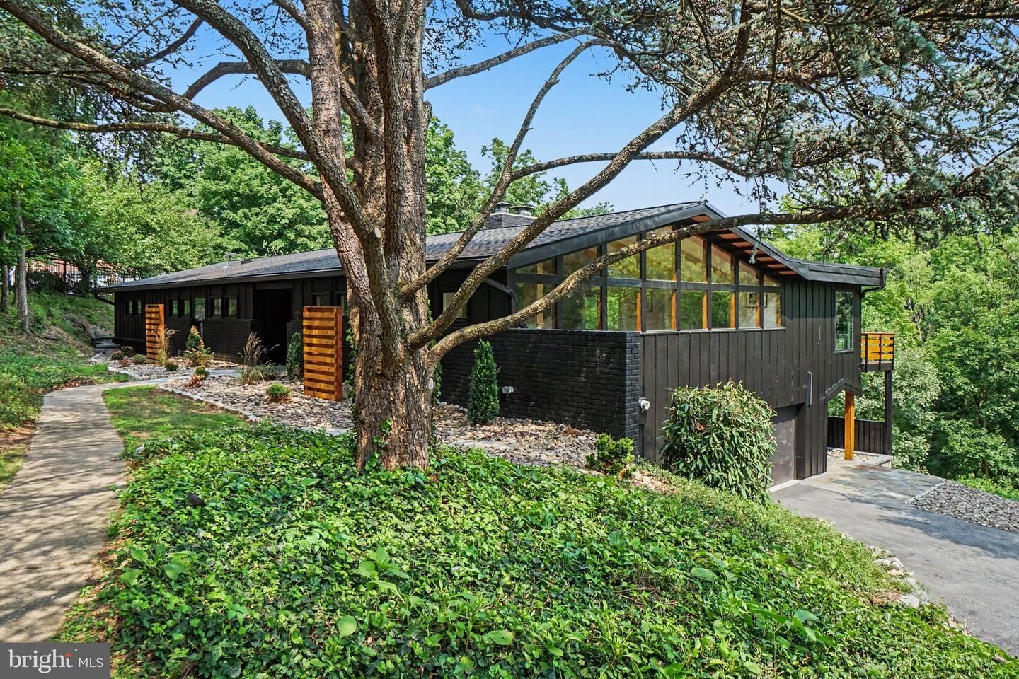 Property Photo:  725 Vista Drive  PA 17011 