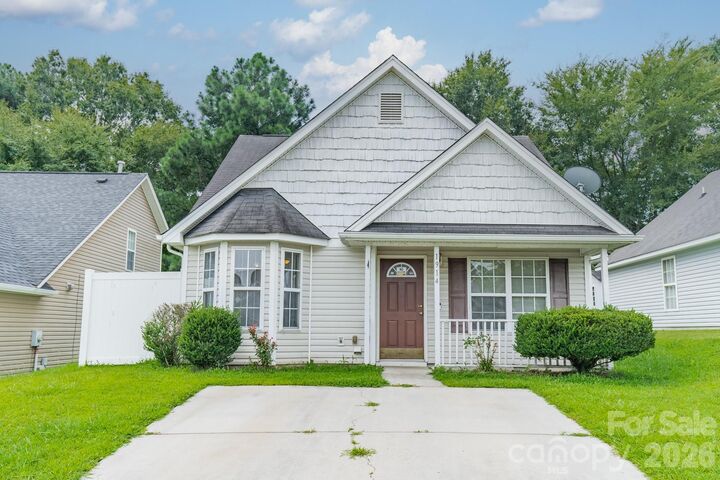 Property Photo:  1914 Mission Oaks Street  NC 28083 