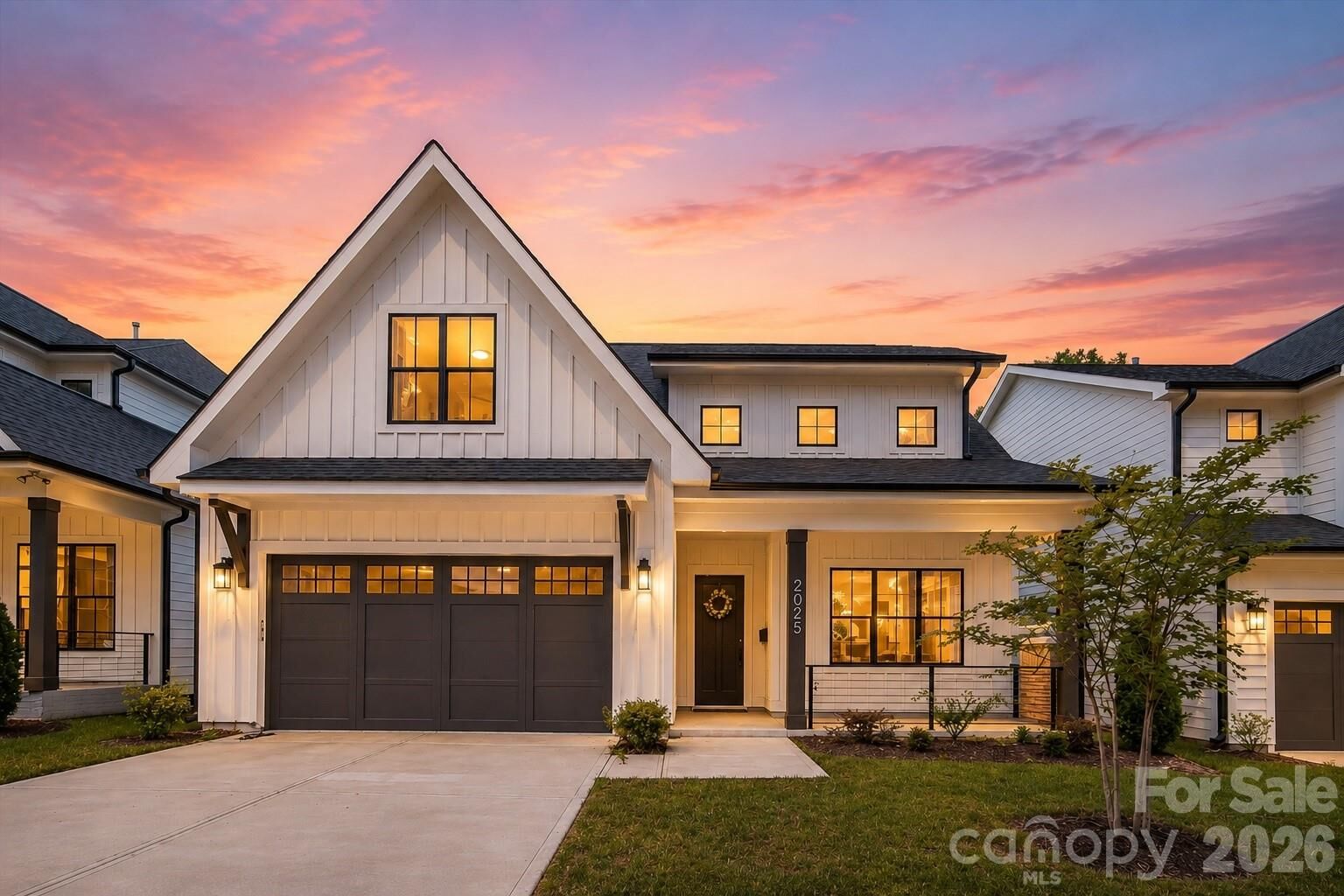 Property Photo:  2025 South Street  NC 28208 