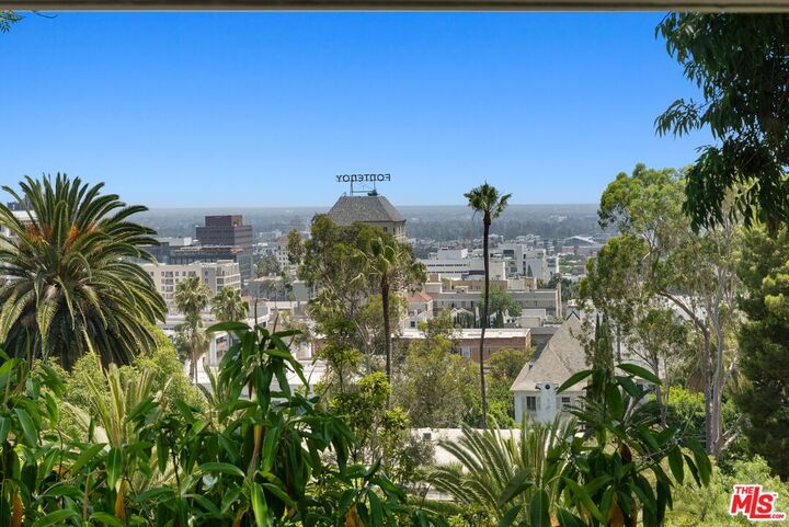 Property Photo:  6630 Whitley Ter  CA 90068 