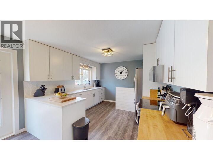 Property Photo: 3980 Drive In Road BC V0J 1Z2