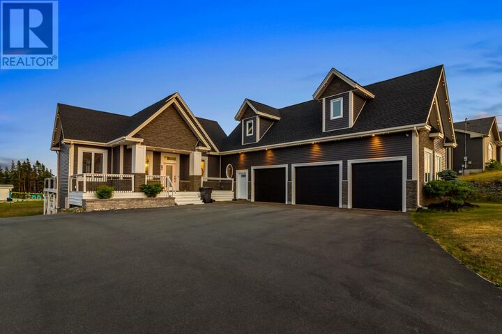 28 Flora Drive — photo 1
