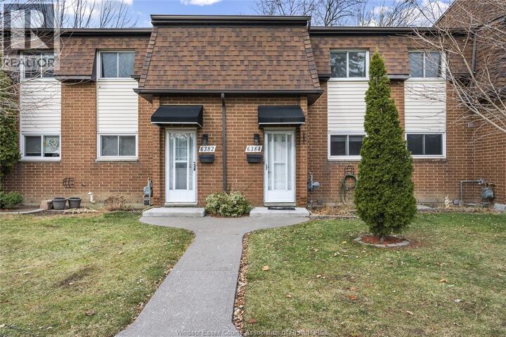 Property Photo:  6384 Thornberry Crescent  ON N8T 3A2 