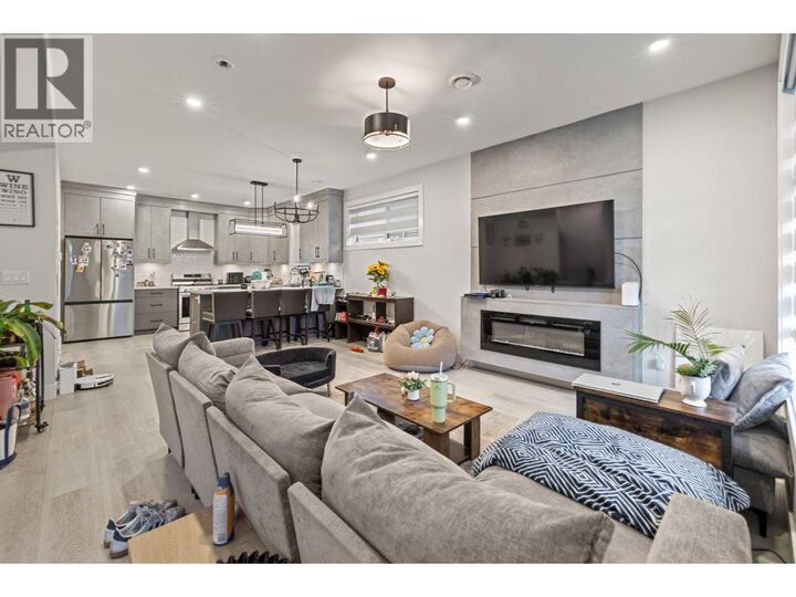 830 Glenwood Avenue 2 — photo 1