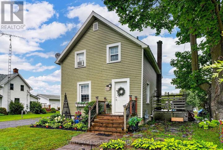 Property Photo:  22 Wales Drive  ON K0C 1M0 