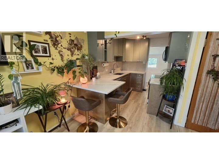 Property Photo:  2294 Mario Place  BC V2K 3K1 