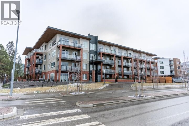 885 University Drive 204 — photo 1