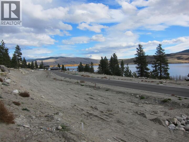 Property Photo:  6528 Waterside Trail Sl15  BC V1K 0A1 