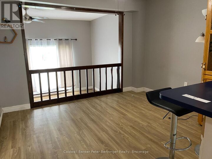 Property Photo: 6 Philip Place 6 ON N2Z 2E6