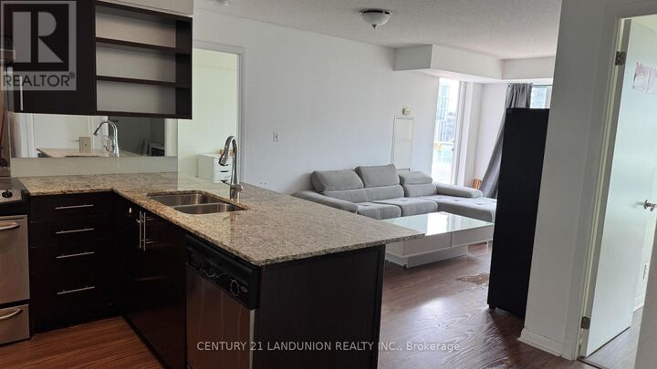 Property Photo:  96 St Patrick Street 910  ON M5T 1V2 