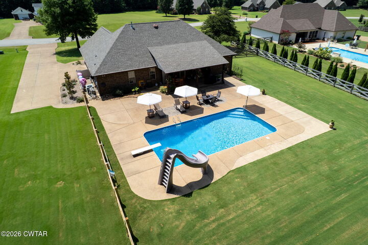 Property Photo:  10 Walter Kee Drive  TN 38355 