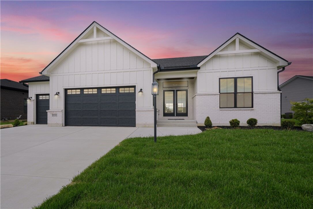 Property Photo: 1232 Normandy Rue OH 45458