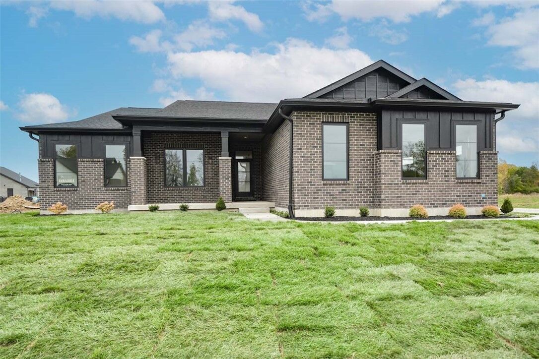 Property Photo:  1214 Normandy Rue  OH 45458 