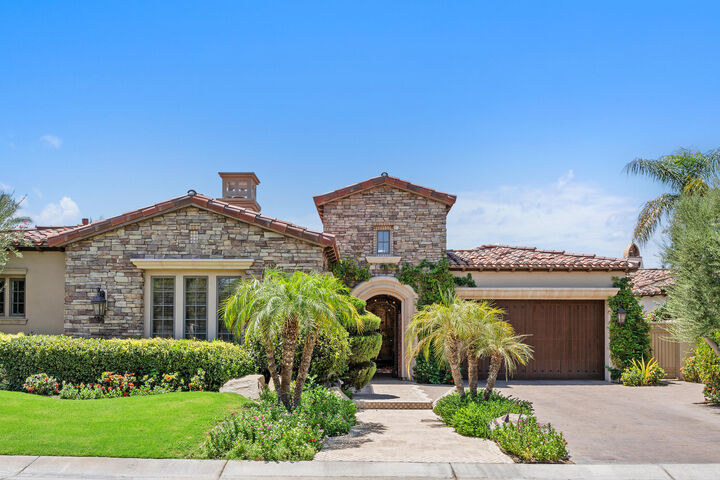 Property Photo:  75667 Via Cortona  CA 92210 