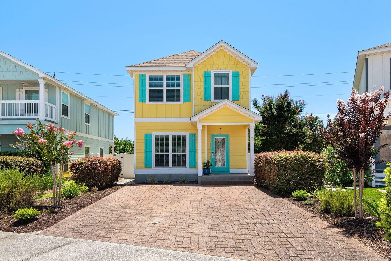Property Photo: 77 Grayling Way FL 32461