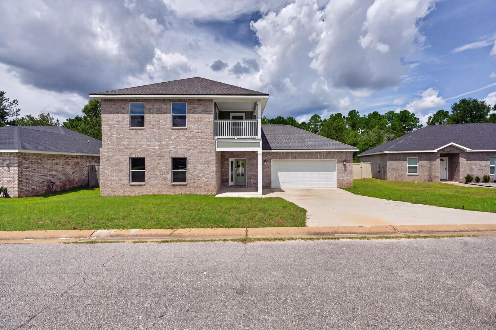 Property Photo: 4540 Hermosa Road FL 32539