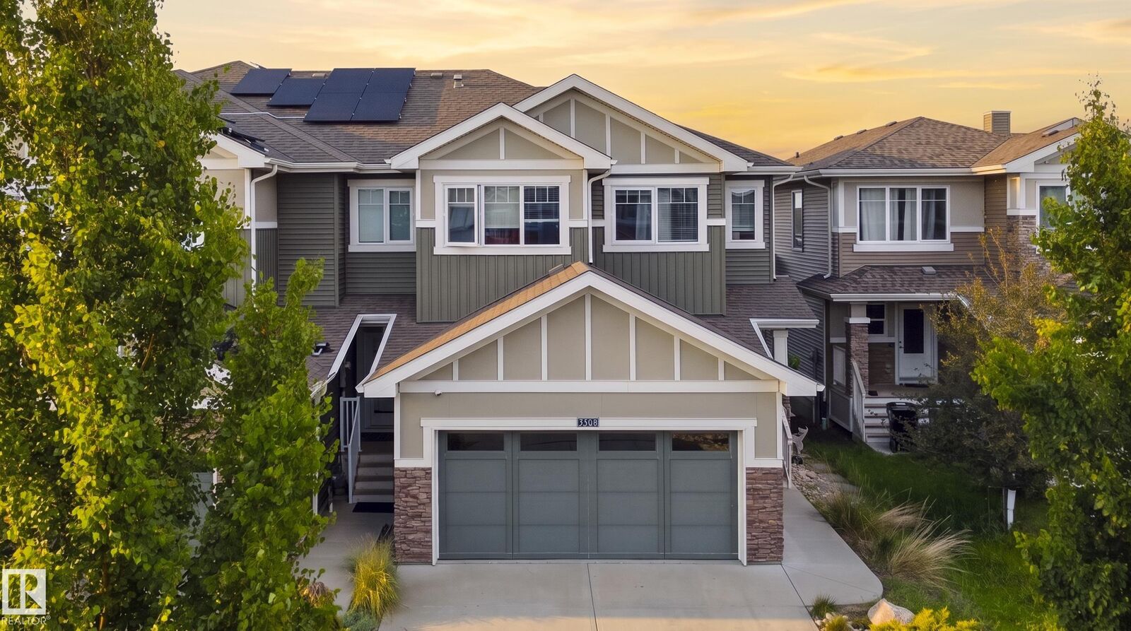 Property Photo:  3508 Cameron Heights Cove Cove NW  AB T6M 0R5 