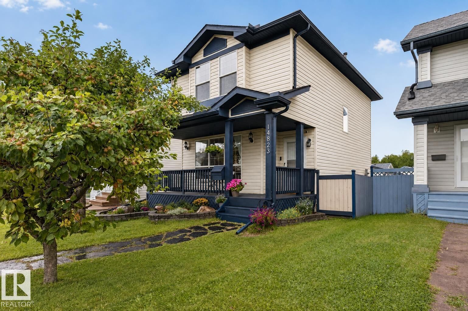 Property Photo:  14823 47 Street NW  AB T5Y 2X3 
