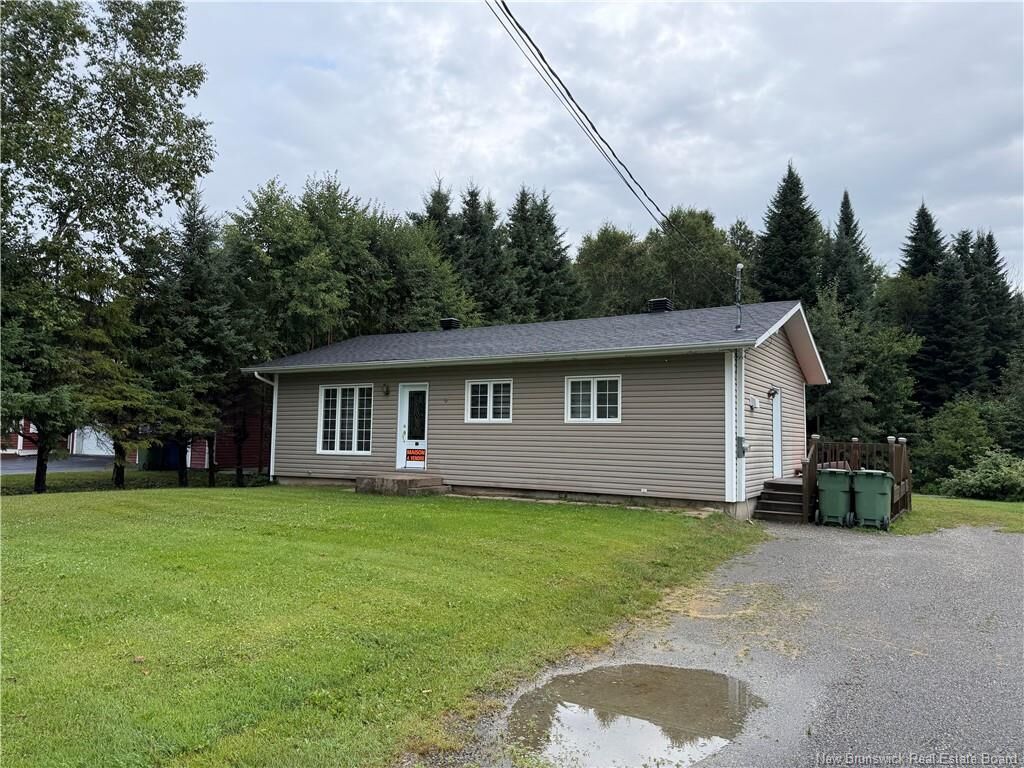 Property Photo:  9 4th Avenue  NB E7A 2B2 