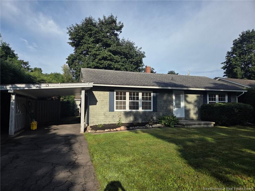 Property Photo:  15 Sherwood Court  NB E3B 2P5 