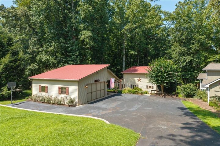 Property Photo:  346 Indian Cove Drive  GA 30534 