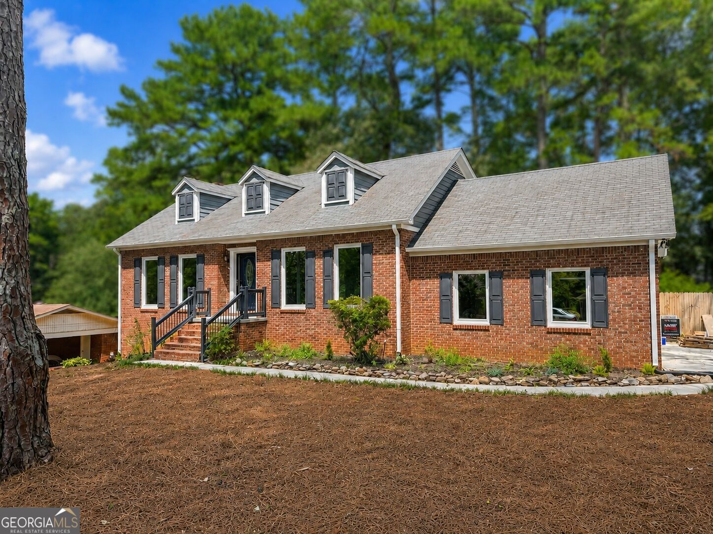 Property Photo: 4521 S Roberts Drive GA 30518