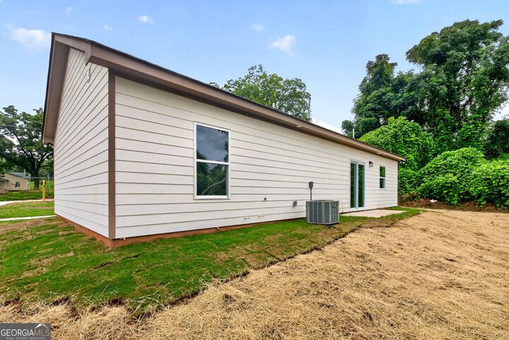 Property Photo:  117 Ware  GA 30230 
